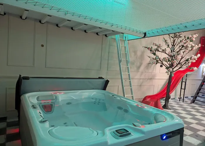 Familial De L'autre Cote Du Miroir * Mazingarbe