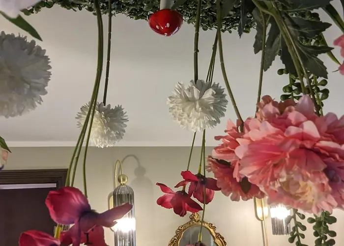 Familial De L'autre Cote Du Miroir Дом отдыха Mazingarbe